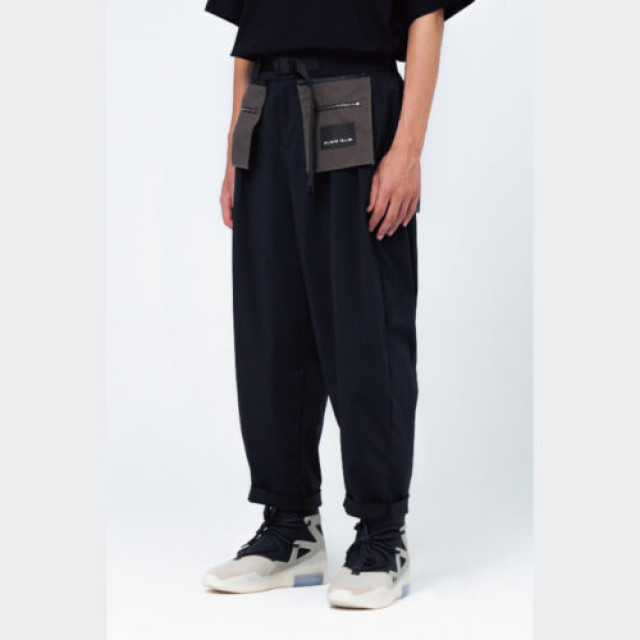 SYMBOL SHORTS